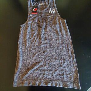 NWT Women's Muscle Nation Razorback Tank Top Workout Wear Black Size Small